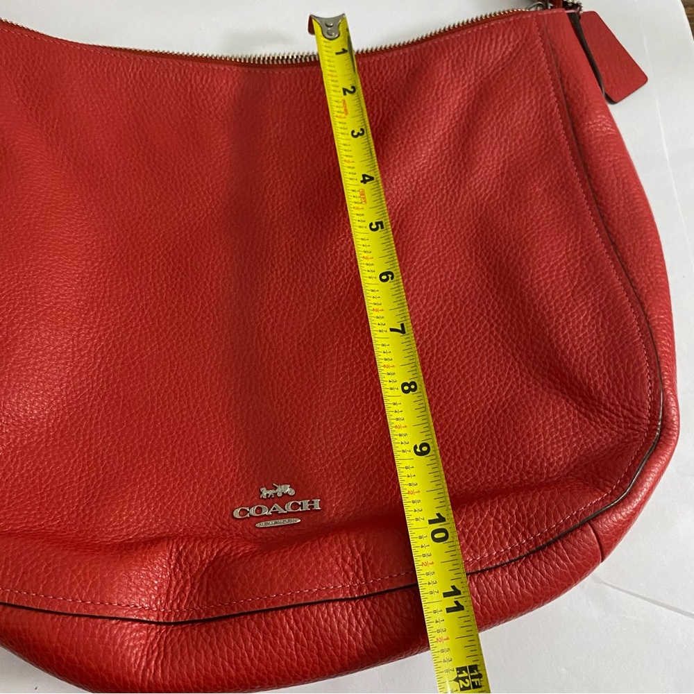 Coach Chelsea Hobo‎ 32 Stunning Red Pebbled Genuine Leather Shoulder Handbag - Picture 12 of 13